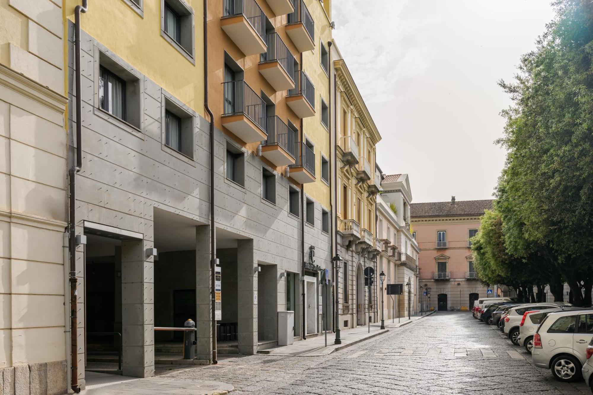 Hotel Dei Cavalieri Caserta - La Reggia Εξωτερικό φωτογραφία